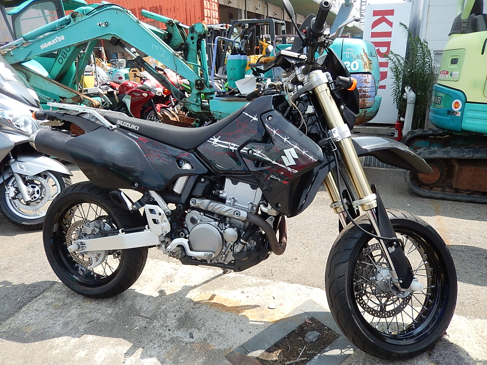 Продажа SUZUKI DR-Z400SM (СУЗУКИ МОТОЦИКЛ) по низким ценам в Екатеринбурге  - Техника Японии