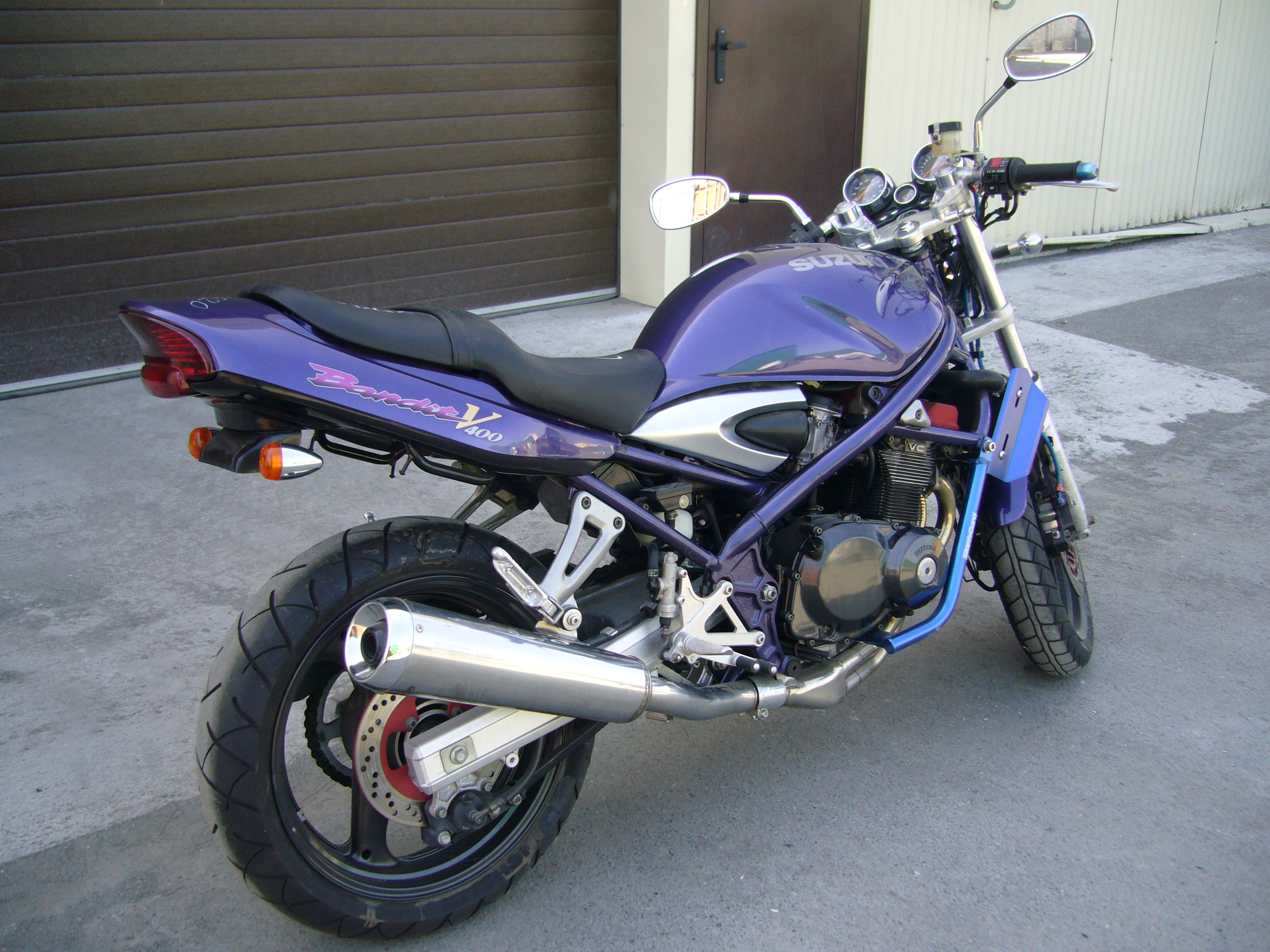 Suzuki Bandit 400v