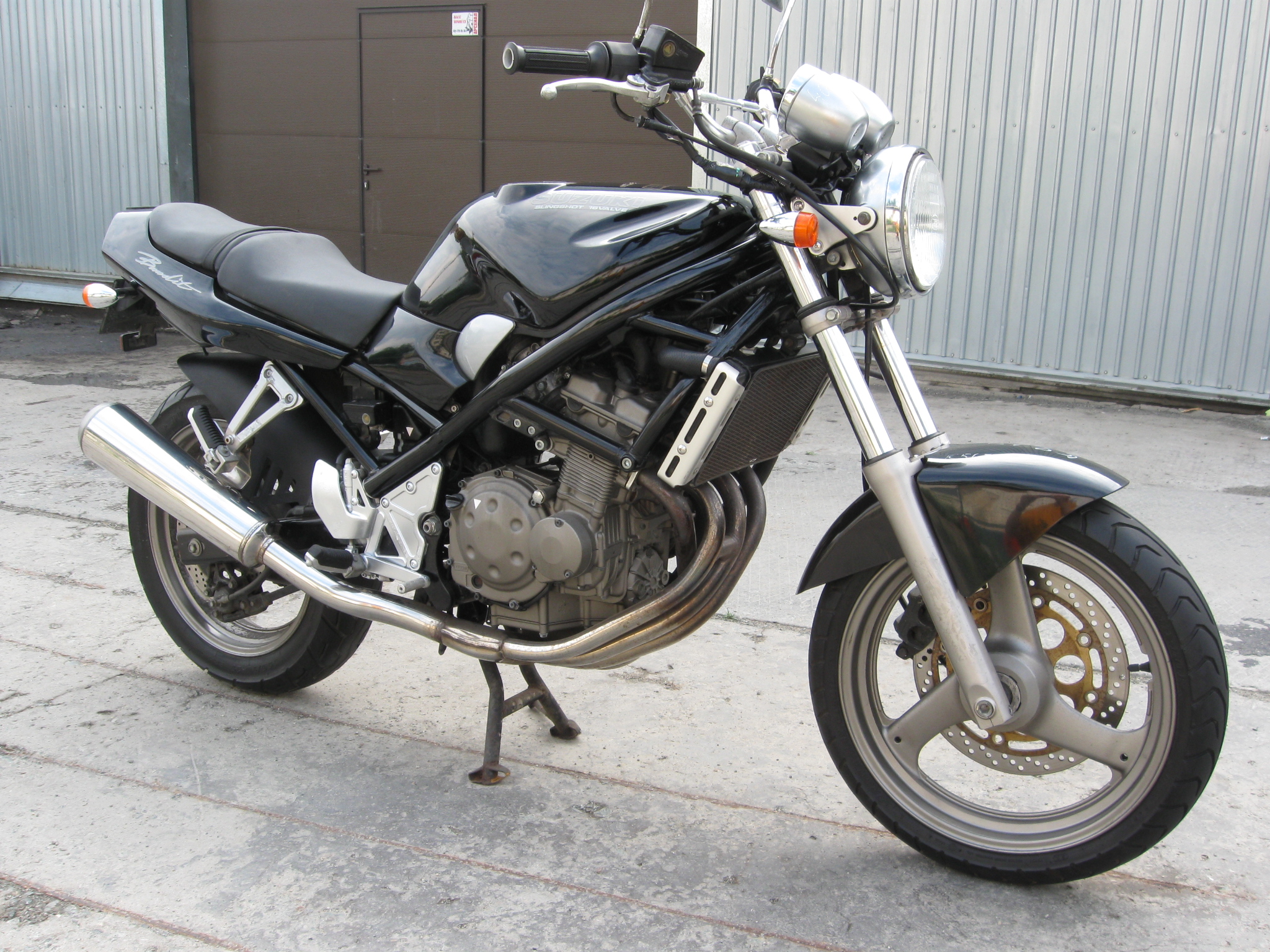 SUZUKI BANDIT 250