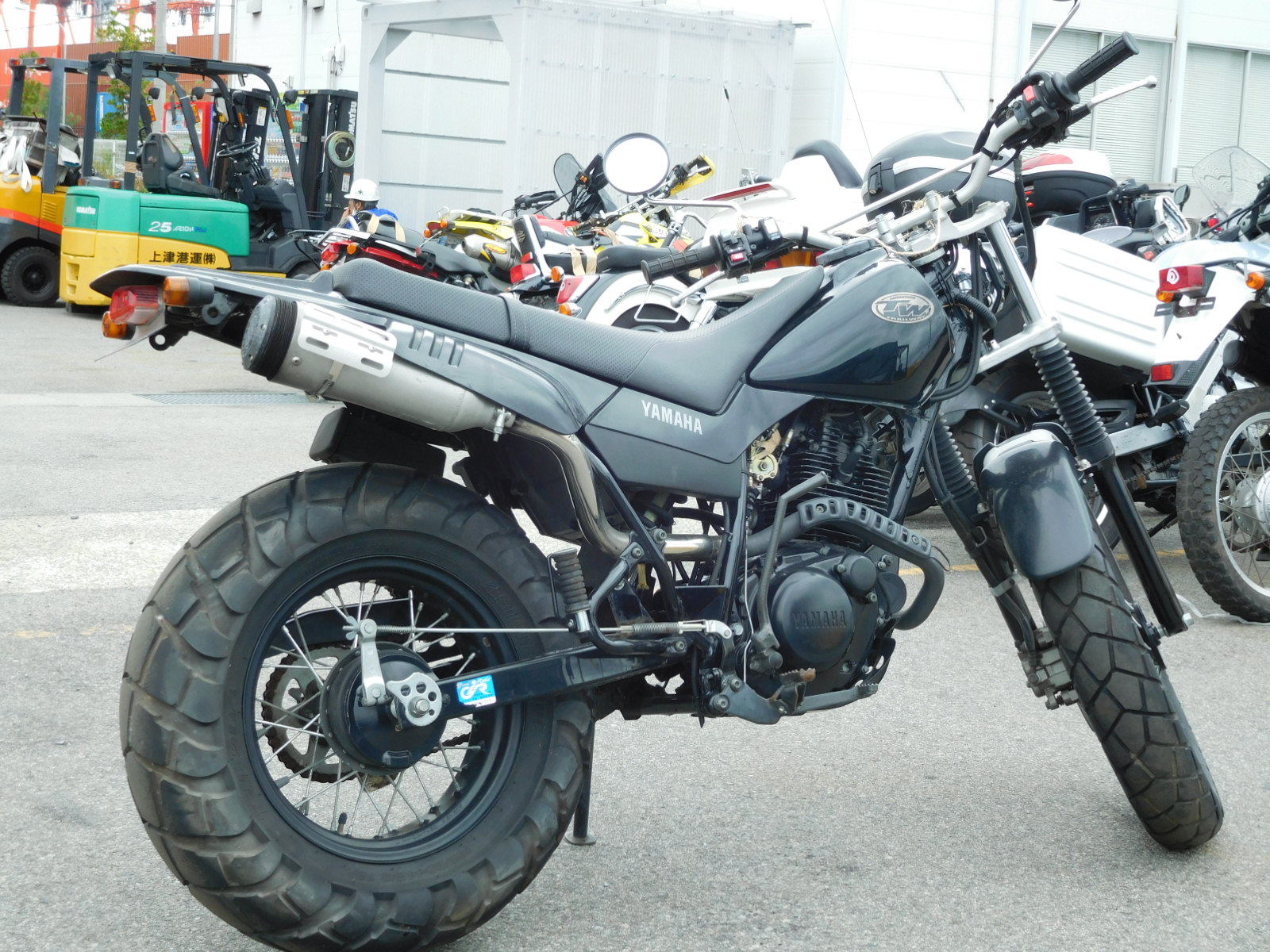 Yamaha tw200. Yamaha tw200 (Trail way). Yamaha Trail way 225. Ямаха Трейл 200 50 кубов. Ямаха Тревел Вей 200.