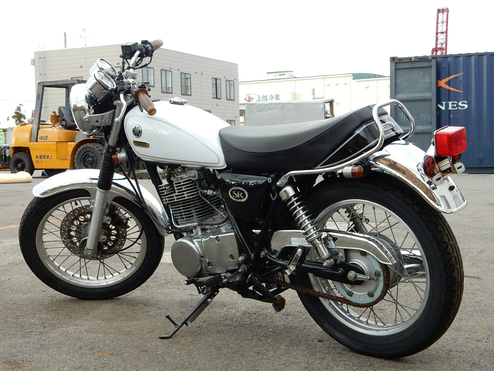 Фото ямаха sr400