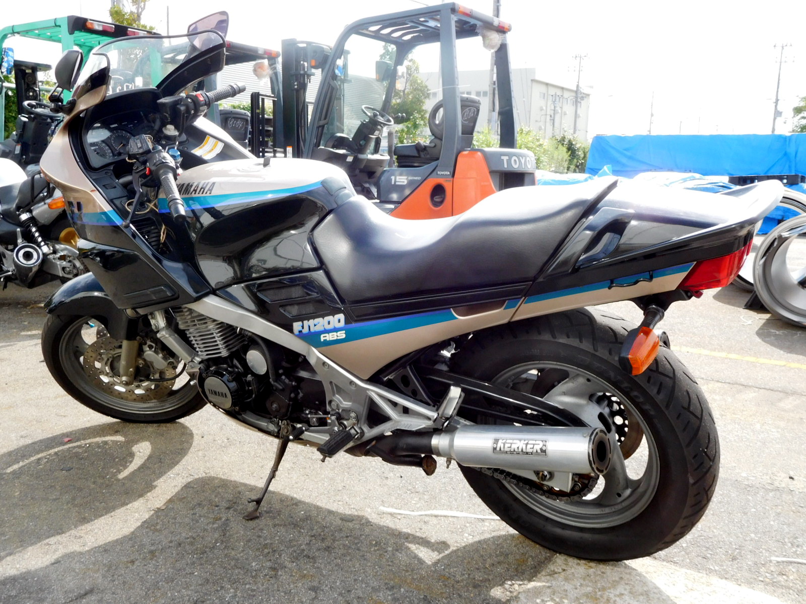 Yamaha fj1200