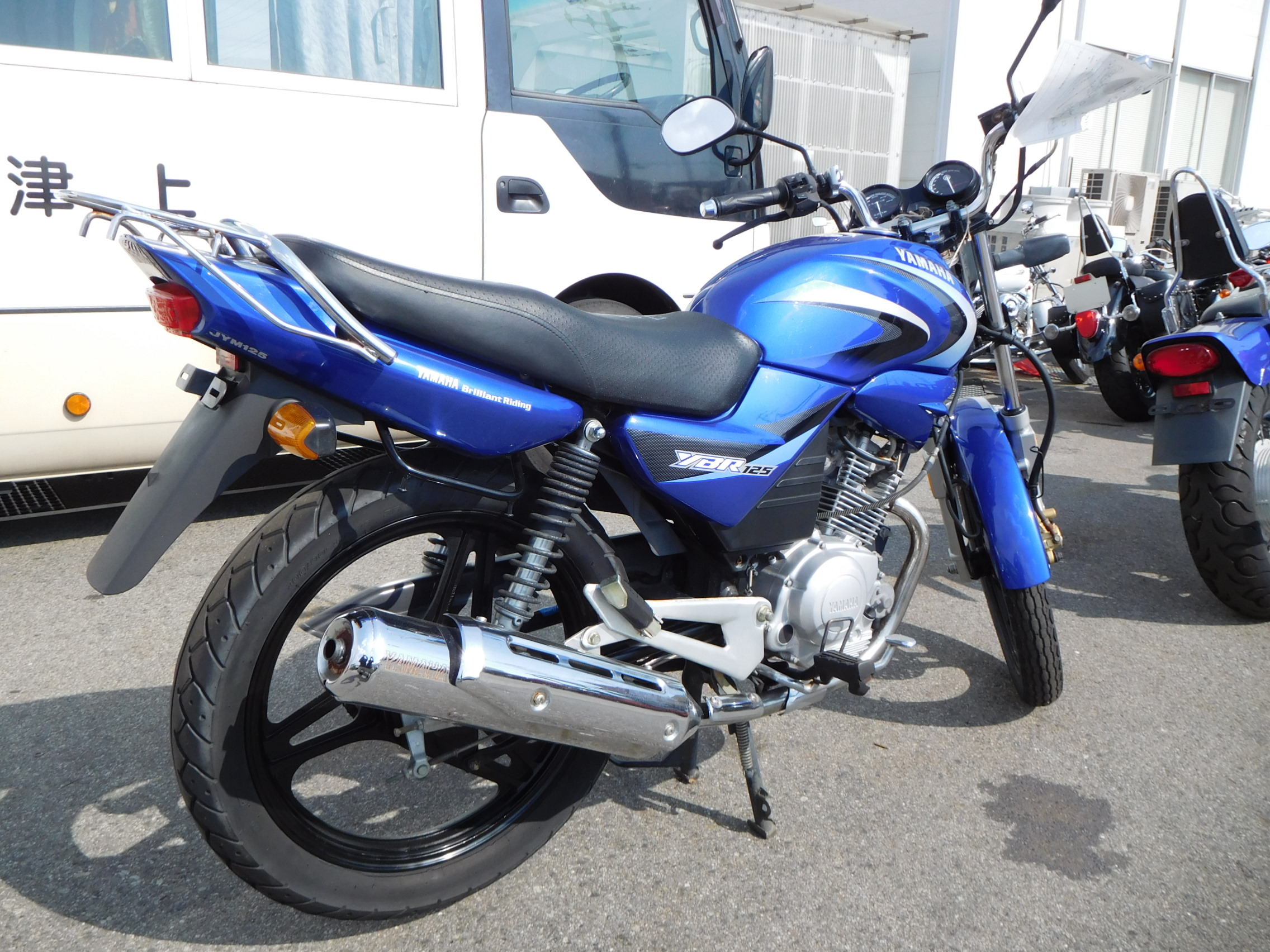 Авито карелия мотоциклы хонды ямахи. Yamaha 600r. Ямаха р3. Yamaha yzf r6 2002. Мотоцикл ямаха р1.