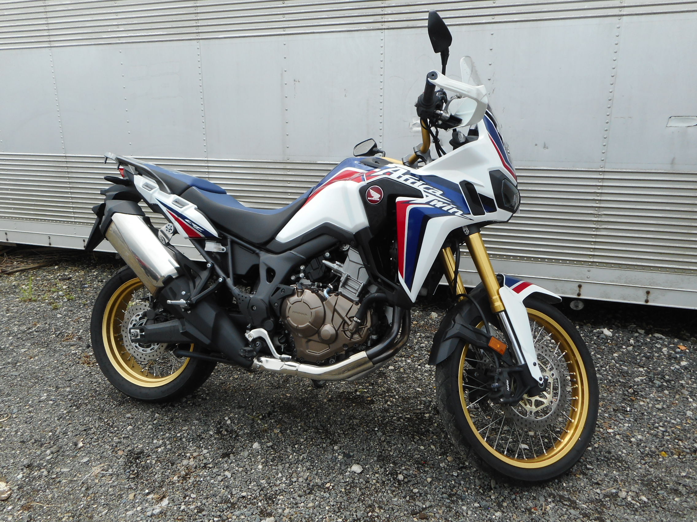 HONDA CRF1000L AFRICA TWIN