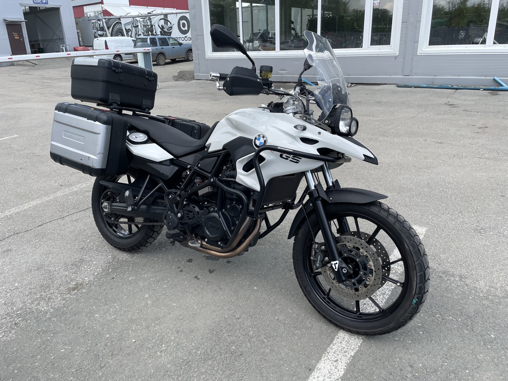 BMW F700GS
