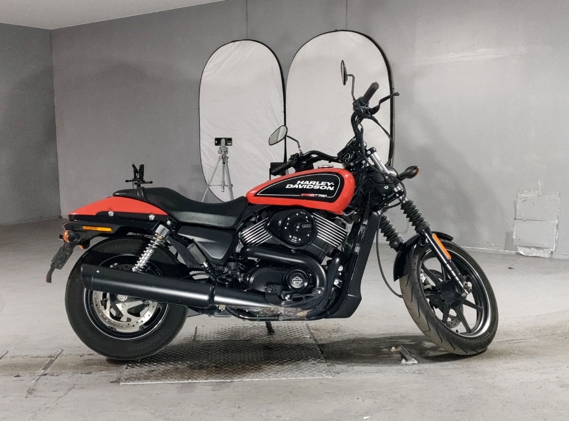 HARLEY-DAVIDSON XG750 STREET ROD